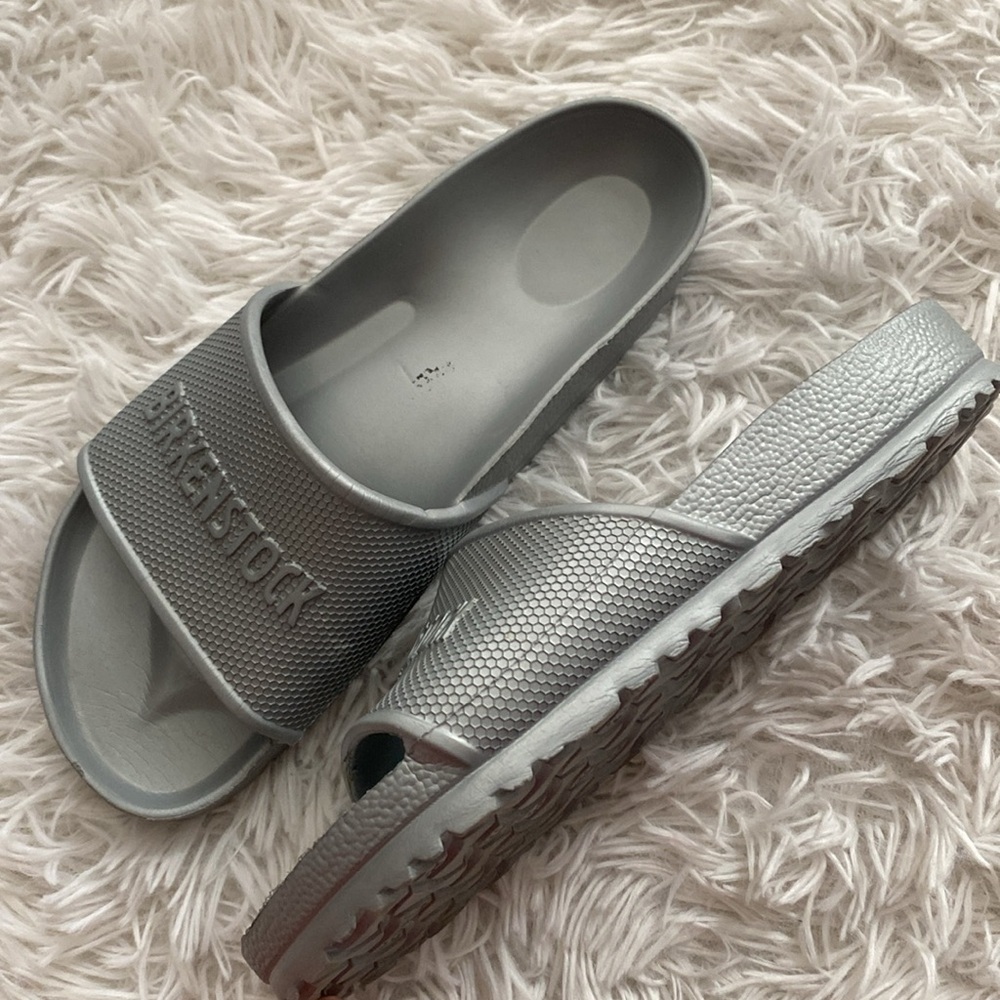 Birkenstock silver slip on’s sz 38 - Picture 9 of 9